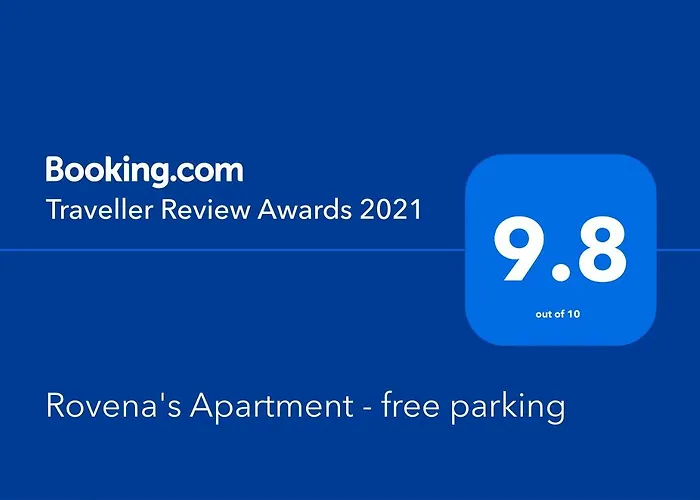 Rovena's - Free Parking شقة