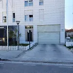 Rovena's - Free Parking アパート *