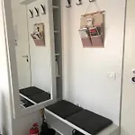 Rovena's - Free Parking アパート