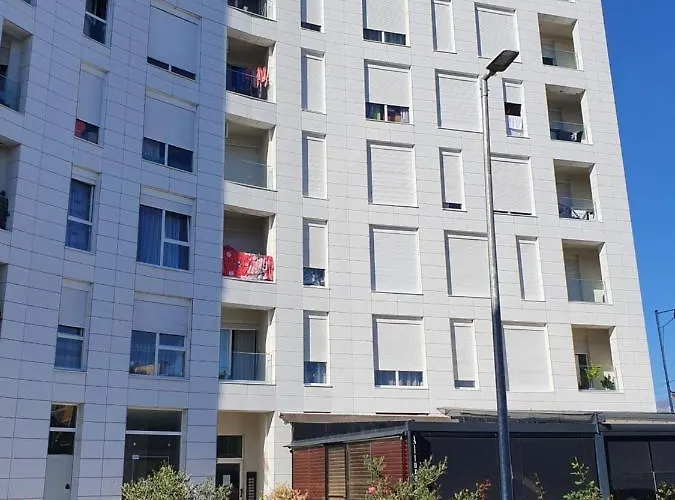 Apartamento Rovena's - Free Parking *