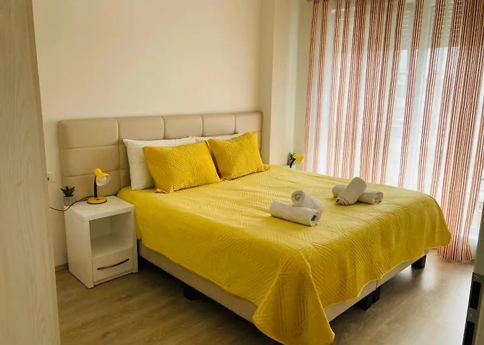 Apartamento Rovena's - Free Parking Tirana